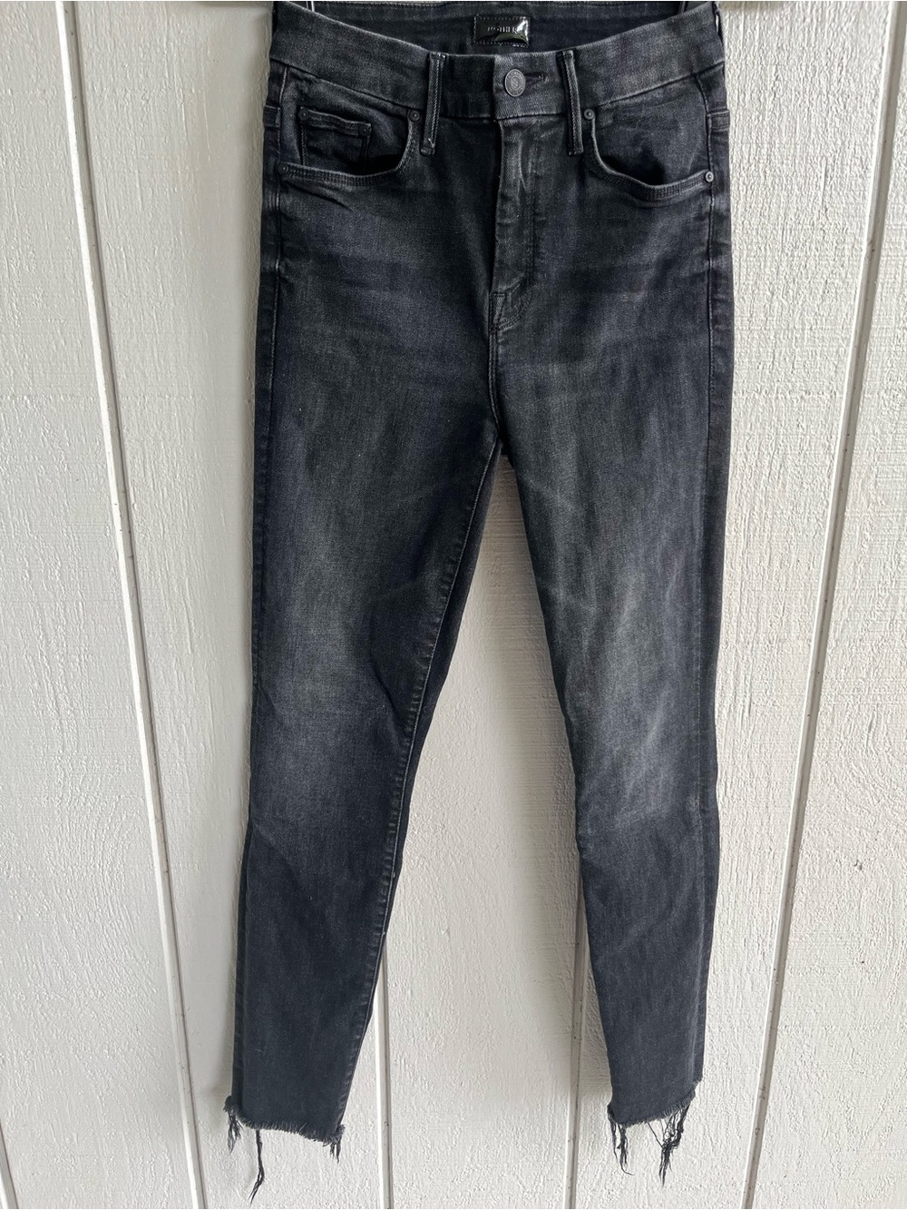Mother High Waisted Looker Ankle Fray Jeans in Night Hawk Faded Black Size 25